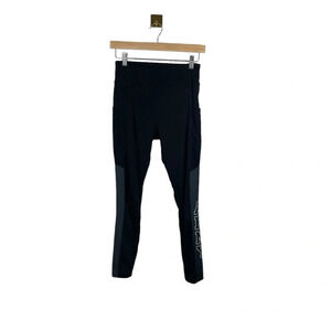 Army Performance Women’s Athletic ARMY Leggings in Black/Grey Size M